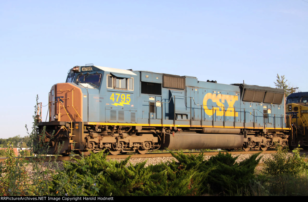 CSX 4795